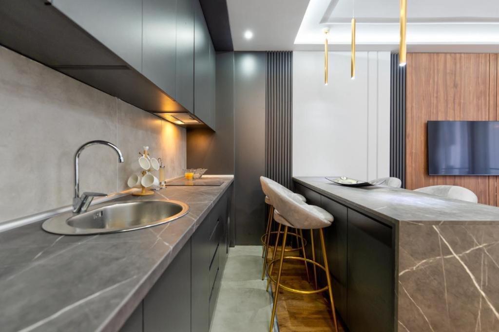 Mans Lux 8 Apartman Zlatibor Exteriér fotografie