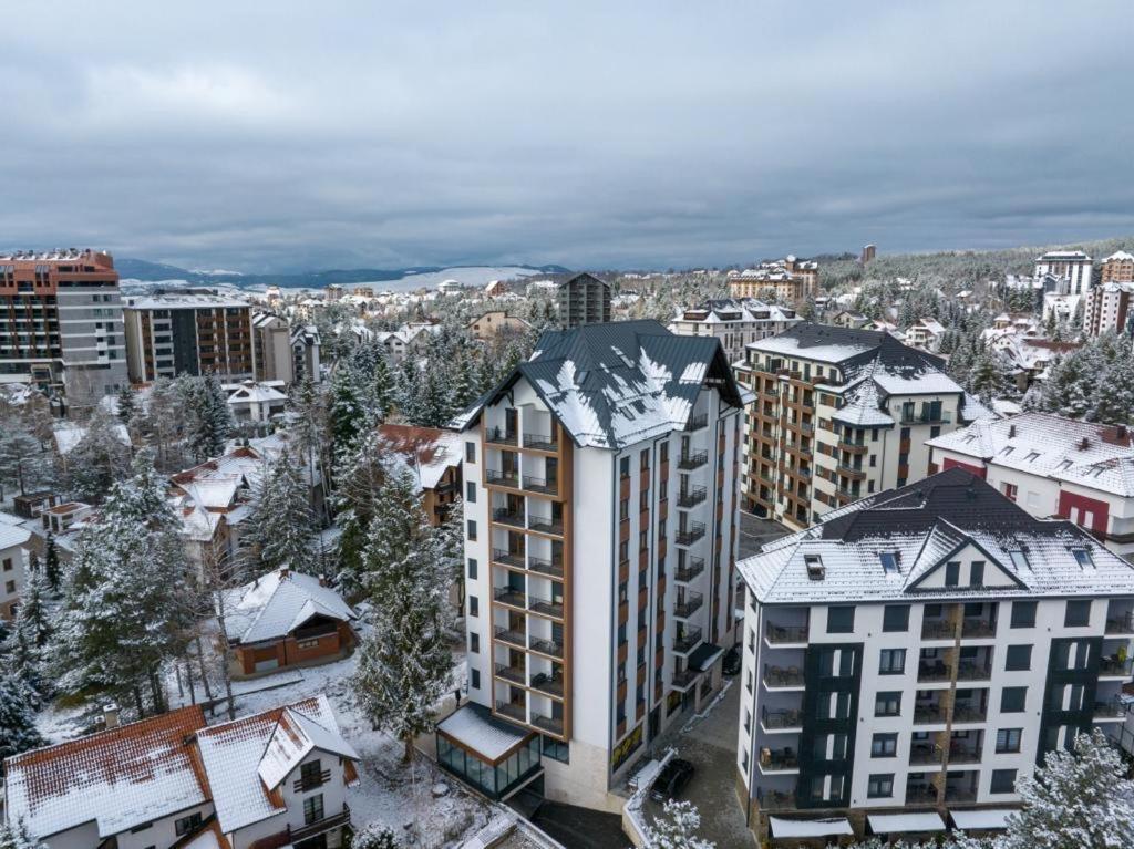 Mans Lux 8 Apartman Zlatibor Exteriér fotografie